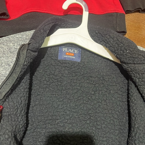 Sweater - Picture 2 of 5